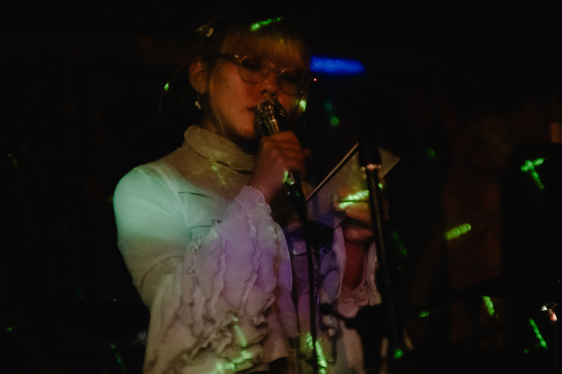 ポエトリー&エレクトロユニット「残響」 ライブ写真 中野MOONSTEP 5